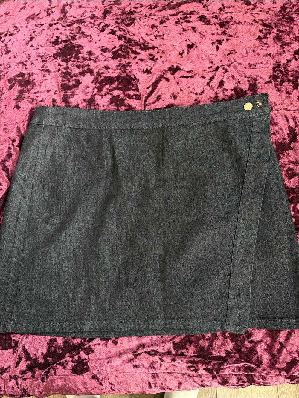 Nine West Charcoal Gray Wrap-Style Mini Skirt
